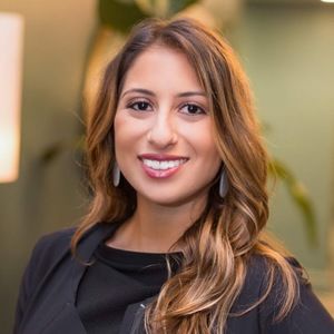 Meet your Posher, Stephanie